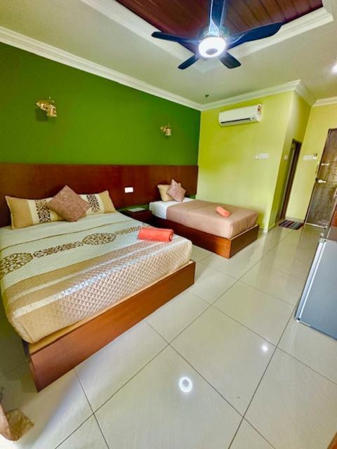 Norshah Village Resort Pantai Cenang  Εξωτερικό φωτογραφία